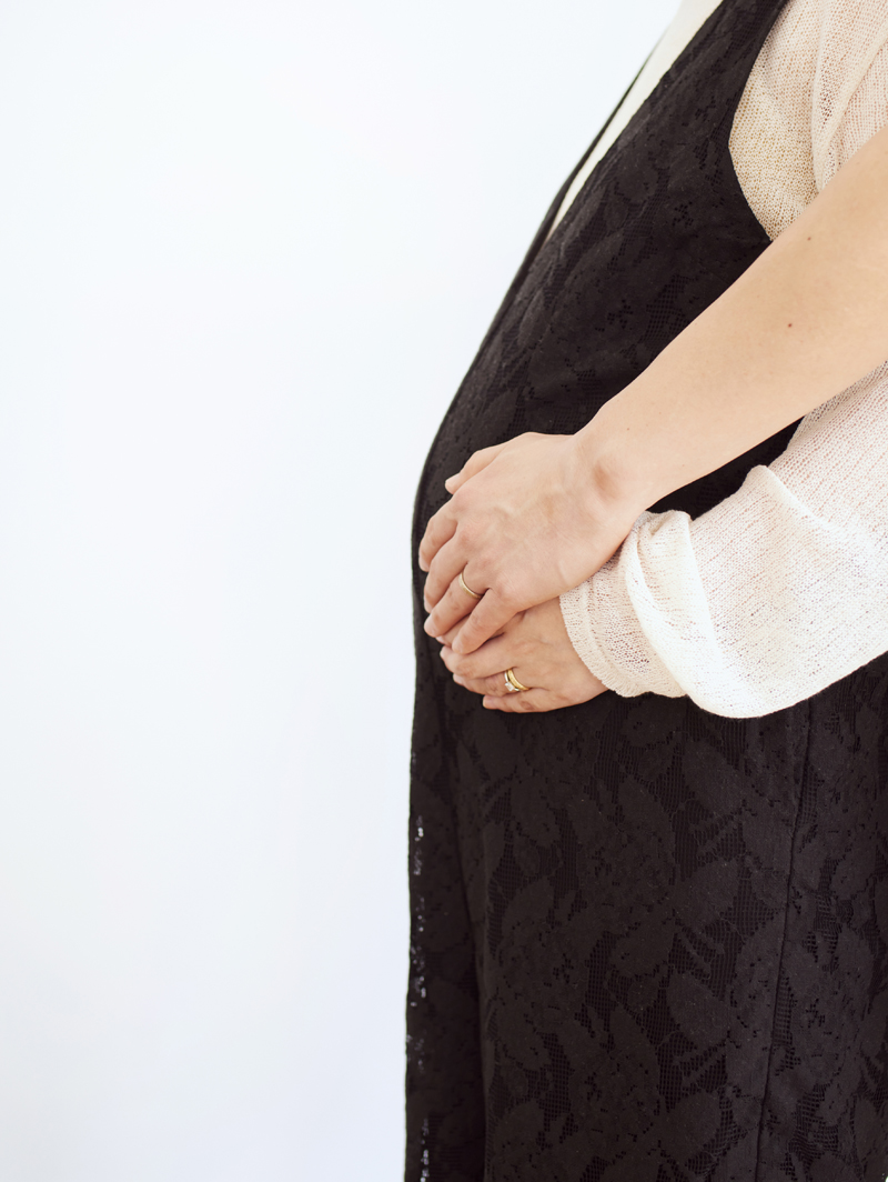 鈴木妊婦お腹